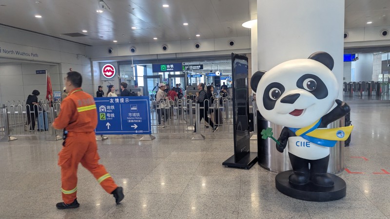 上海浦東空港から地下鉄2号線